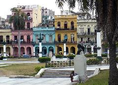 Tytu:Kolorowe fasady Hawany
Opis:Centrum Hawany, Kuba
Autor:Krzysztof Hul